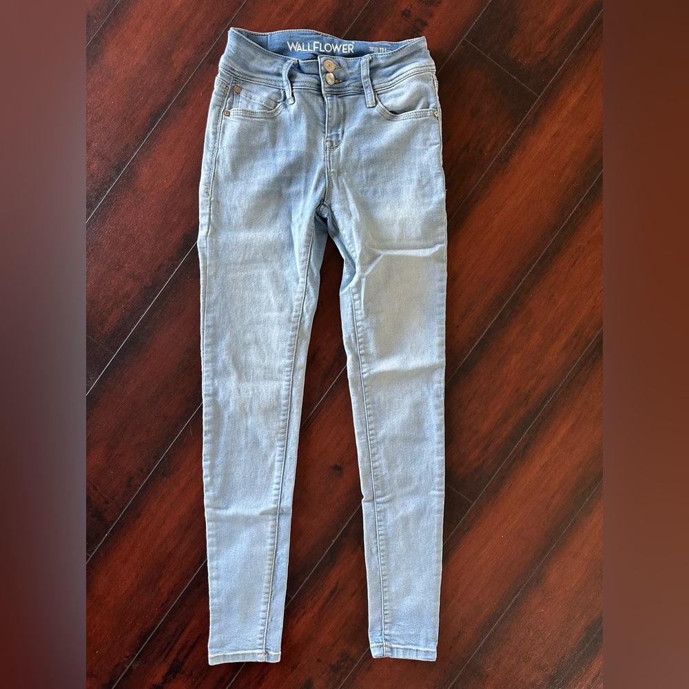 Wallflower The Ultra Fit Skinny Jeans